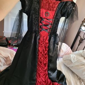 Victorian goth Halloween costumes